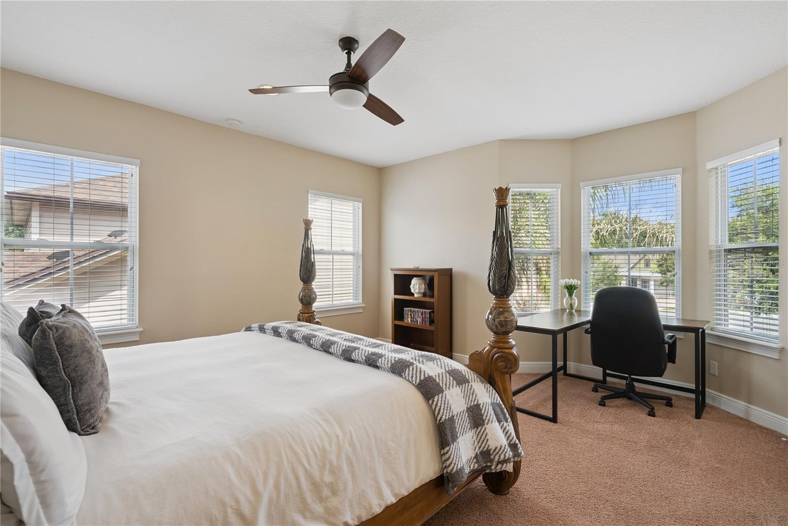 BANYAN POINTE - Residential