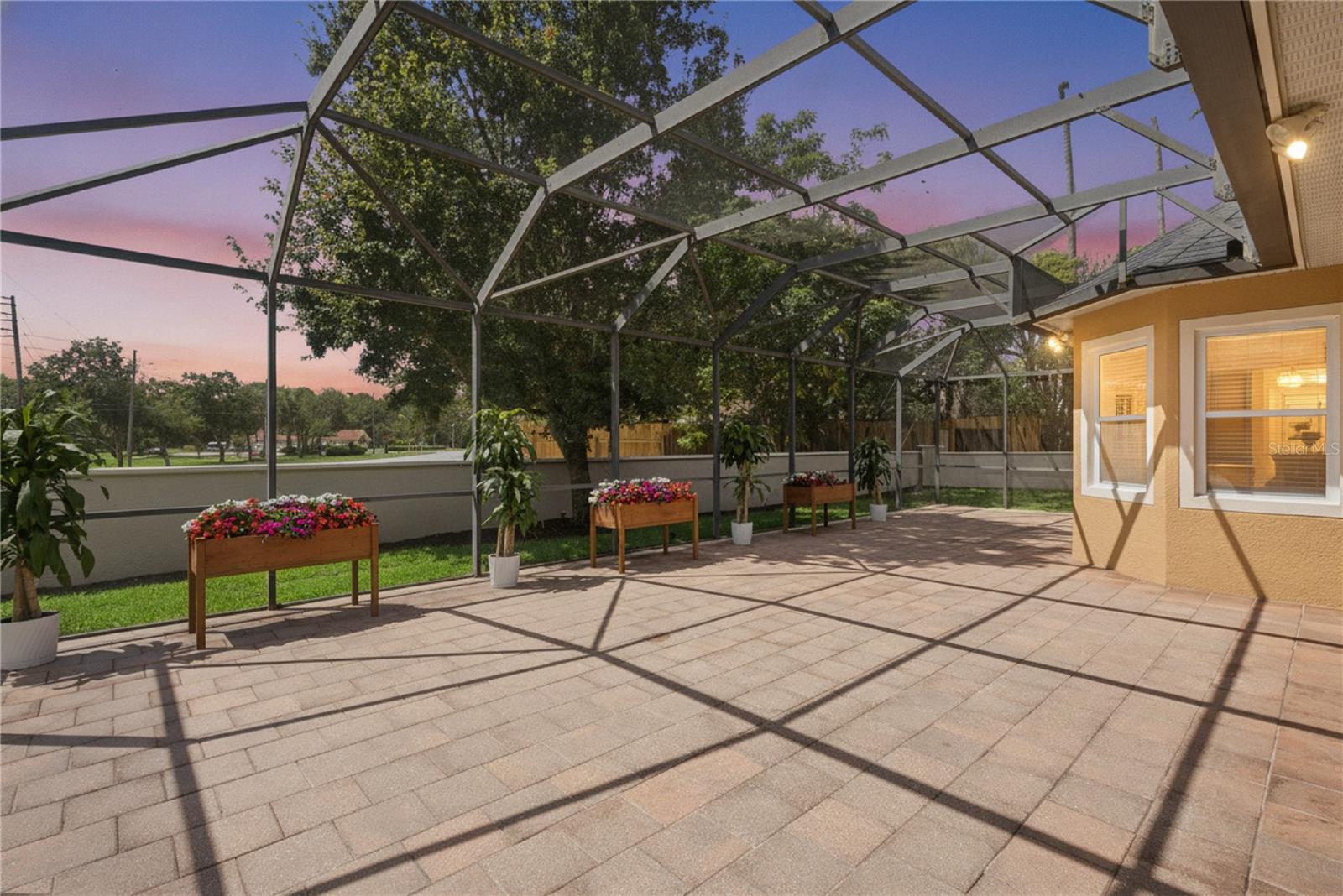 BANYAN POINTE - Residential