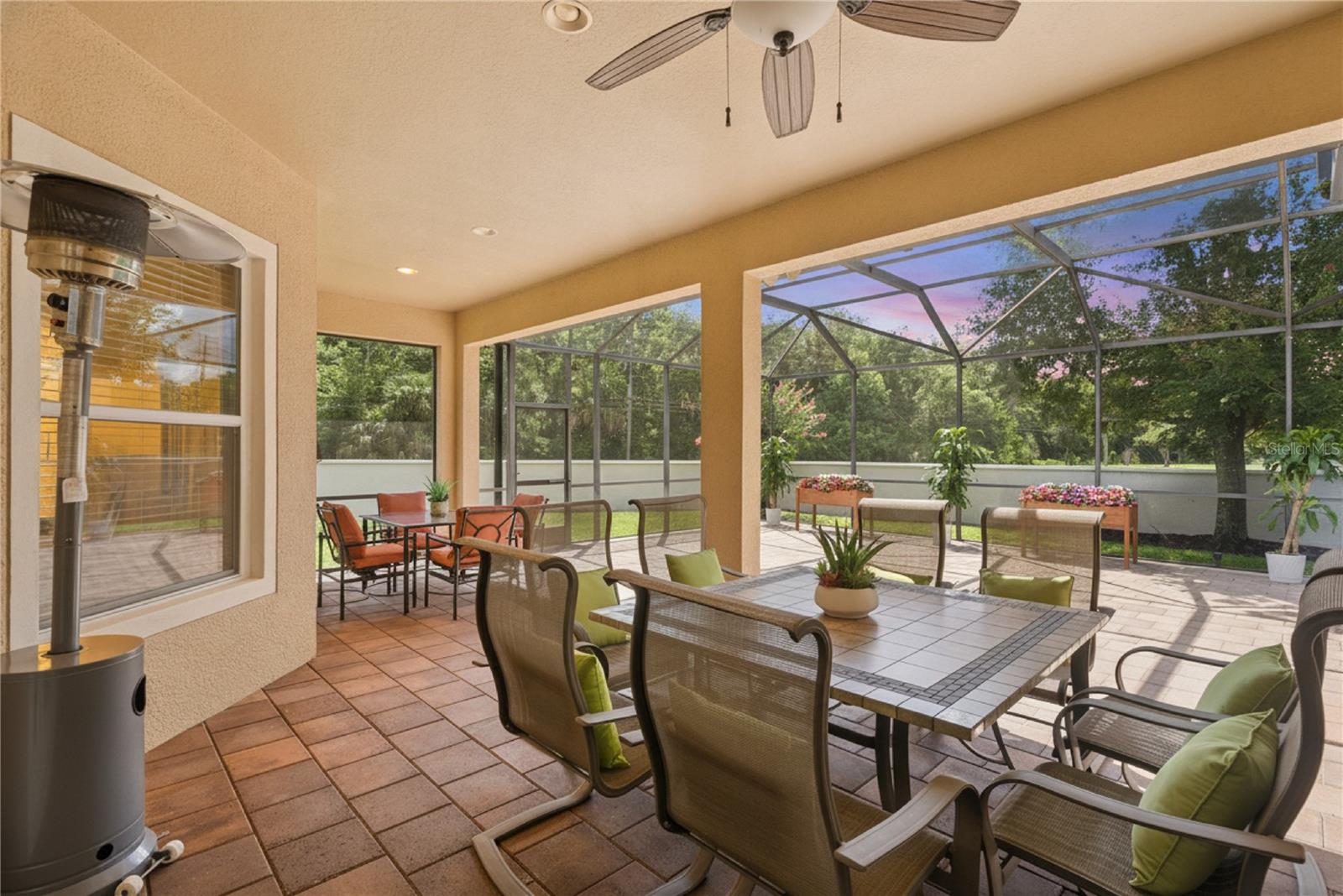 BANYAN POINTE - Residential