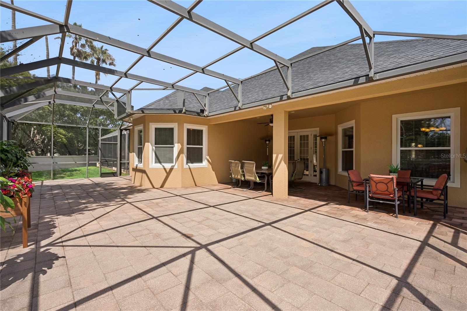 BANYAN POINTE - Residential