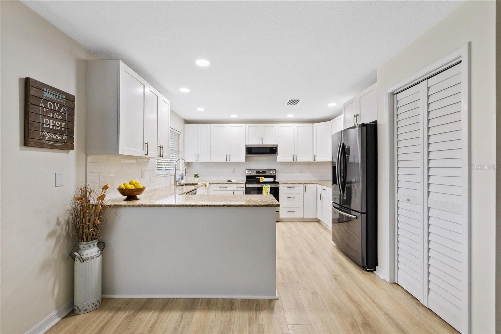 SUNSET HILLS COUNTRY CLUB - Residential