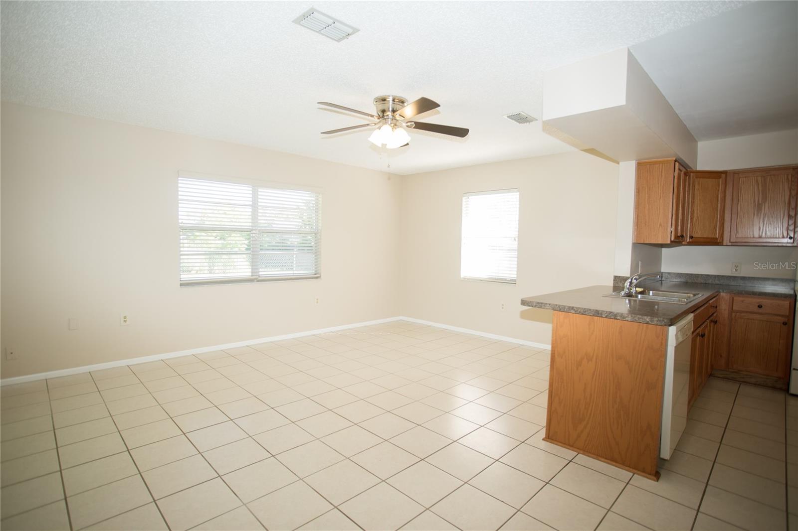 SPRING HILL - Residential Lease