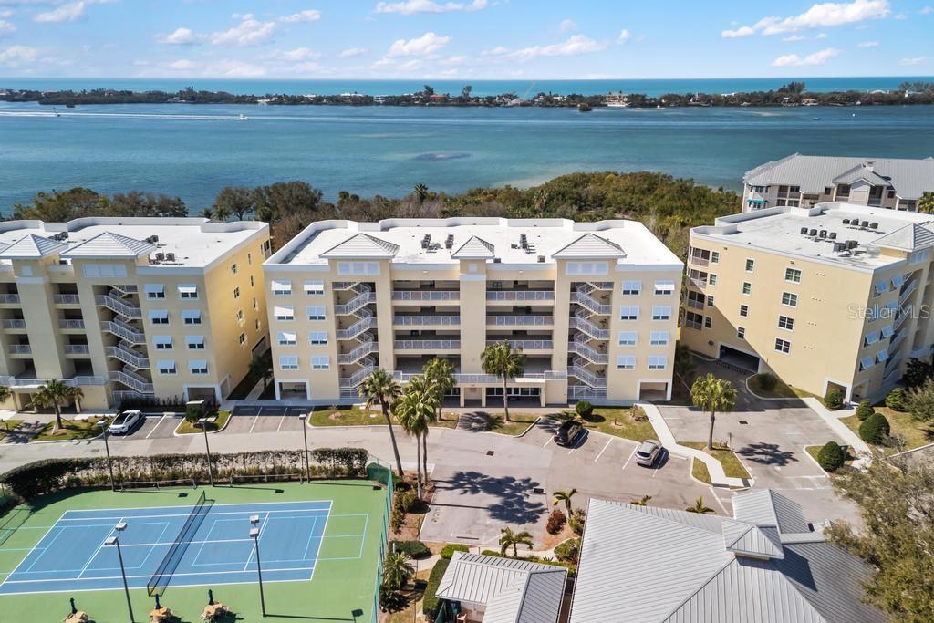 EDGEWATER/HIDDEN BAY PH 2 BLDG - Residential