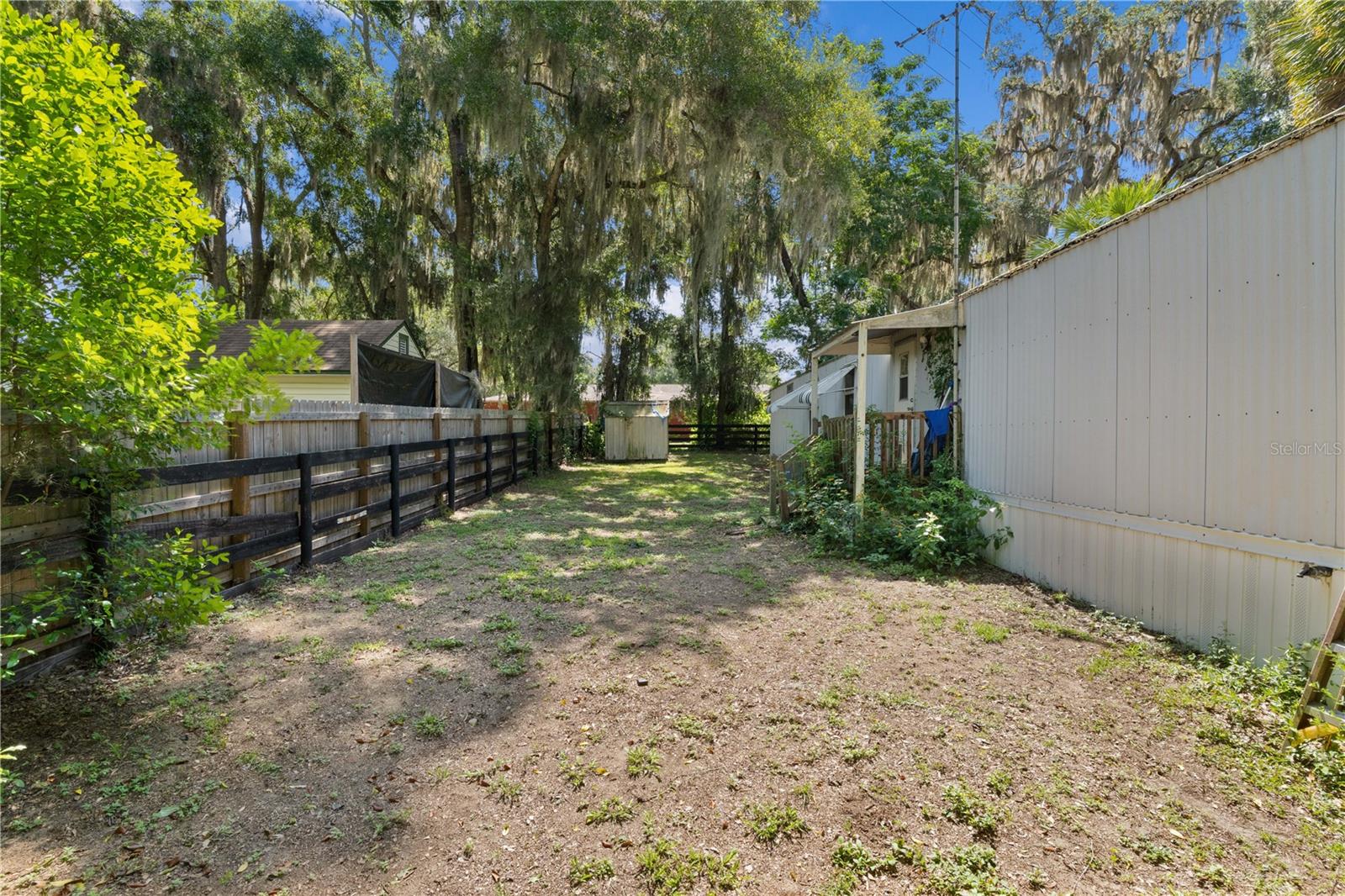 BELLEVIEW HILLS ESTATE - Residential