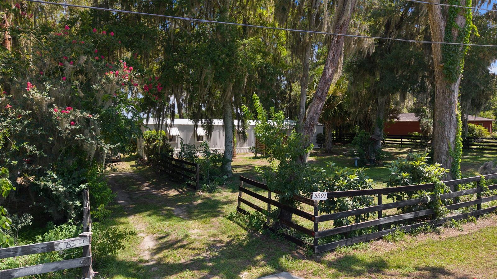 BELLEVIEW HILLS ESTATE - Residential