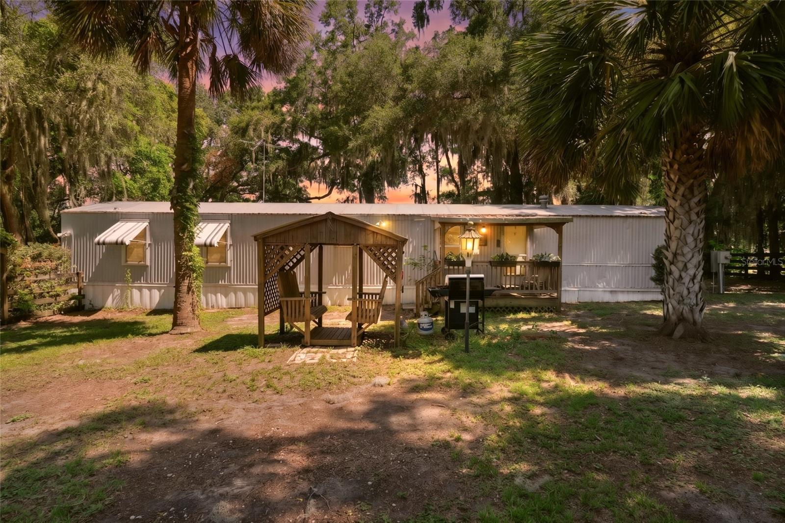BELLEVIEW HILLS ESTATE - Residential