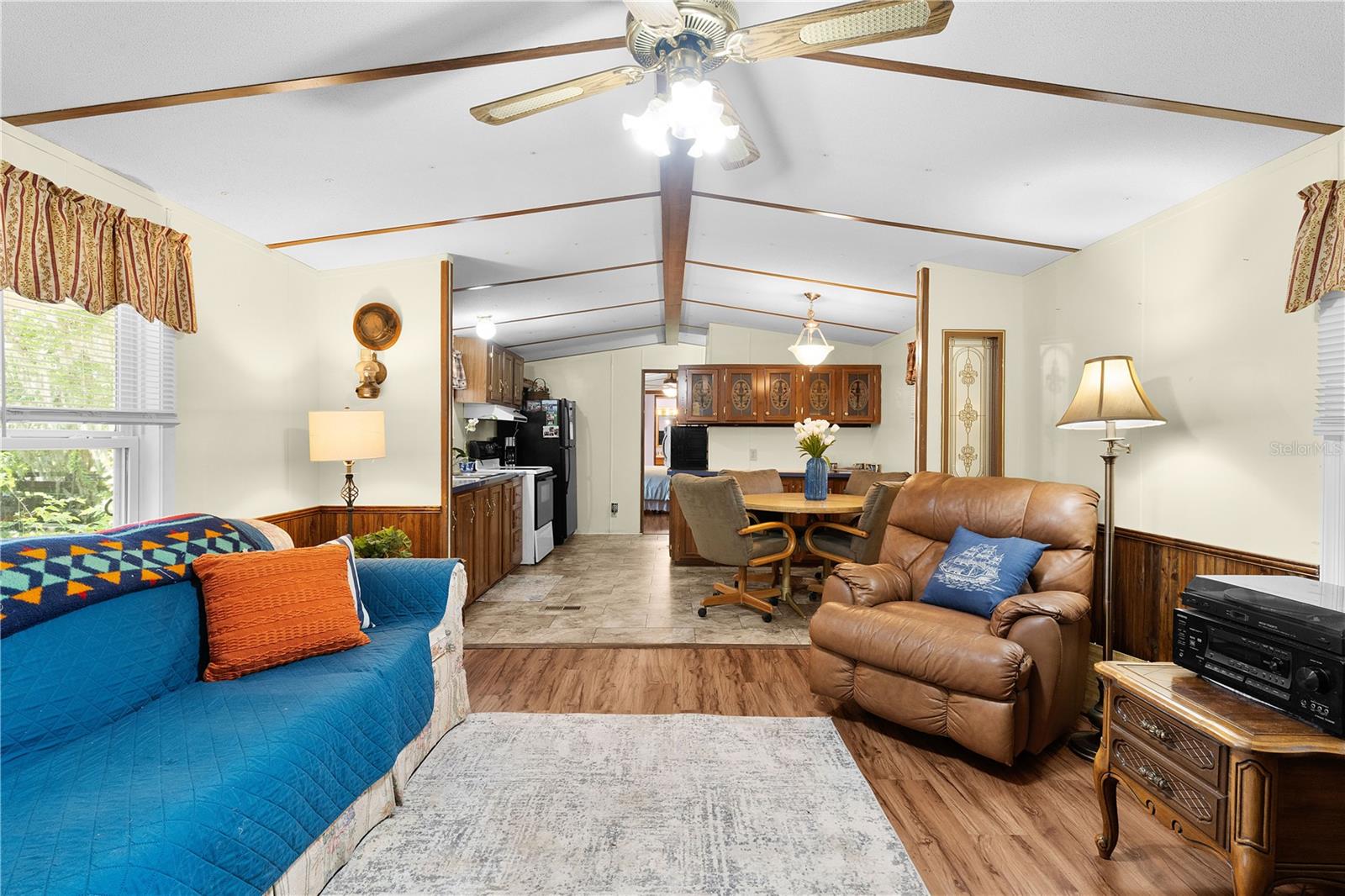 BELLEVIEW HILLS ESTATE - Residential