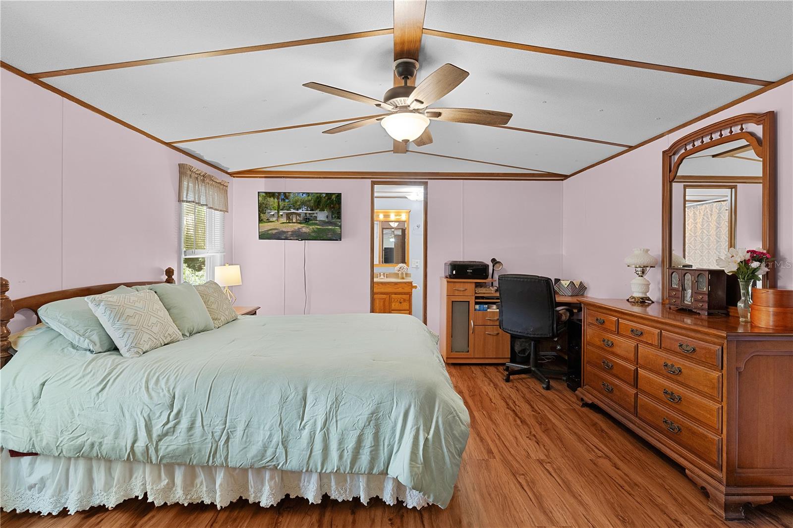BELLEVIEW HILLS ESTATE - Residential