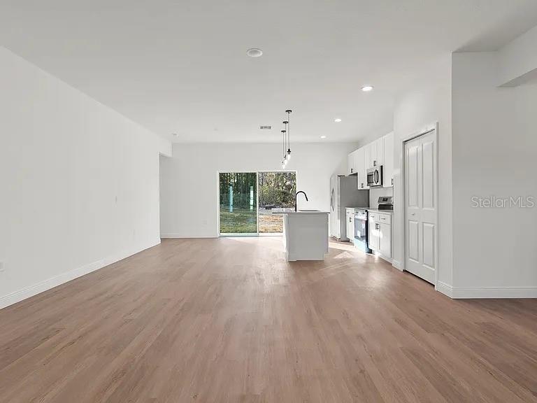 CITRUS SPGS UNIT 22 - Residential