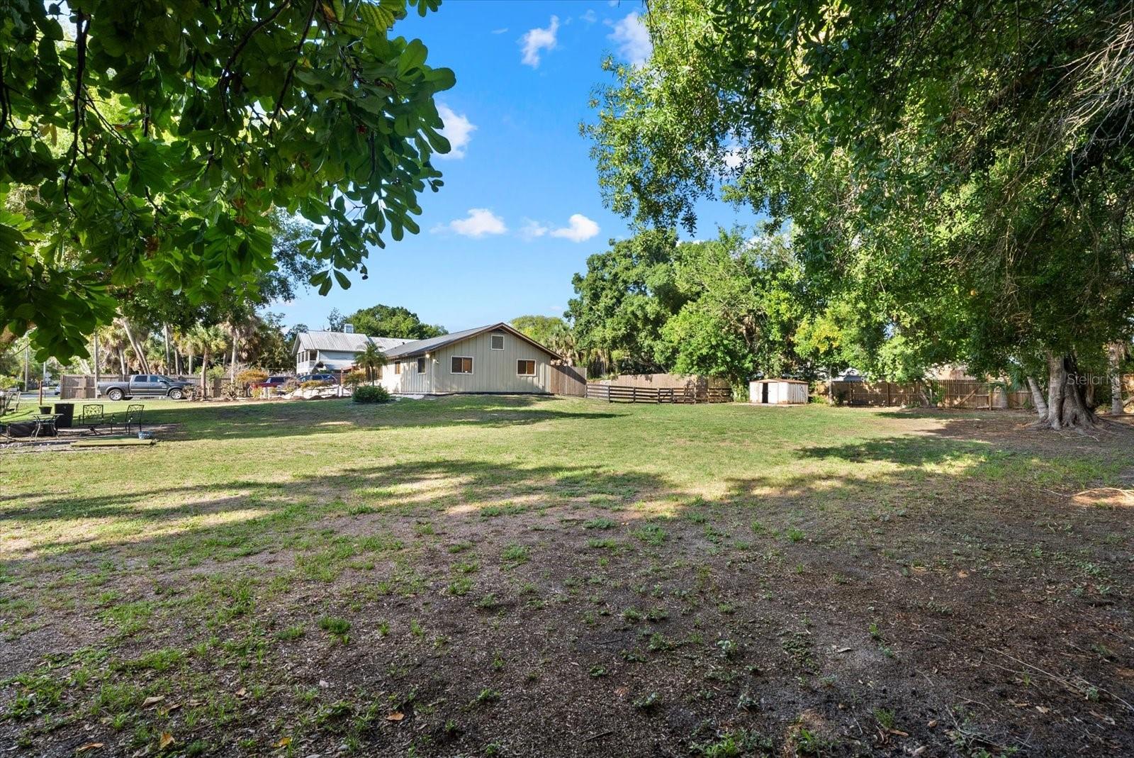 MADISON PARK - Land