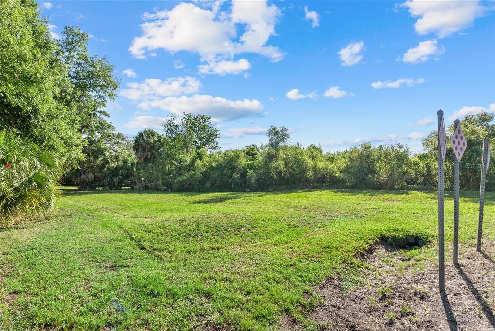 MADISON PARK - Land