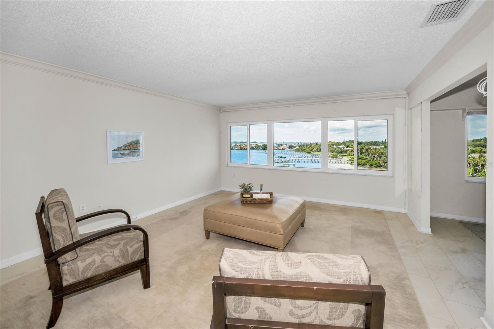 HARBOUR  CLUB CONDO NO 3 - Residential