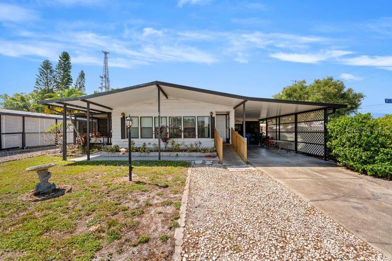 SHELDON WEST MH COMMUNITY - Residential