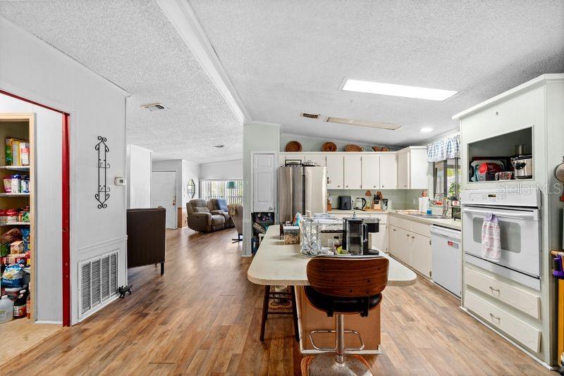 SHELDON WEST MH COMMUNITY - Residential