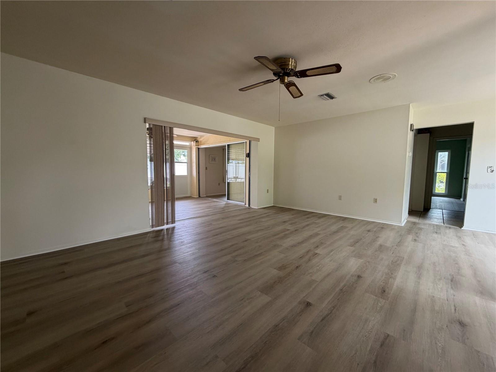 VENICE EAST SEC 1 - Residential