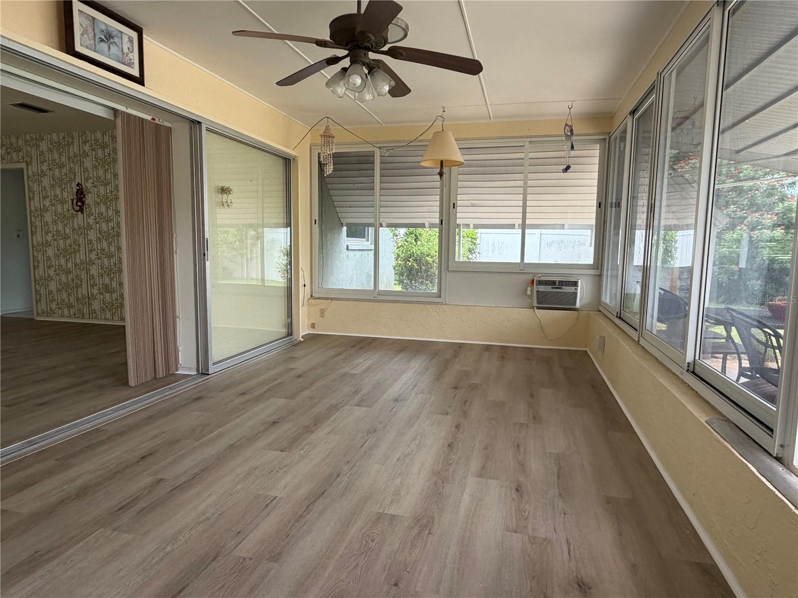 VENICE EAST SEC 1 - Residential