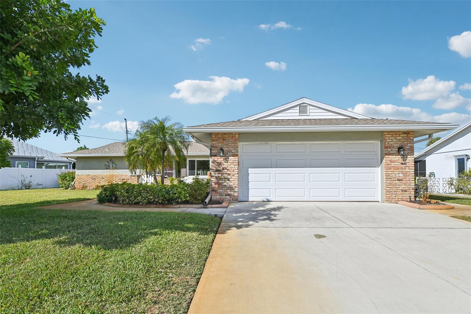 VENICE EAST SEC 1 - Residential