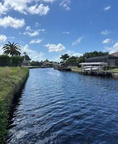 CAPE CORAL - Land