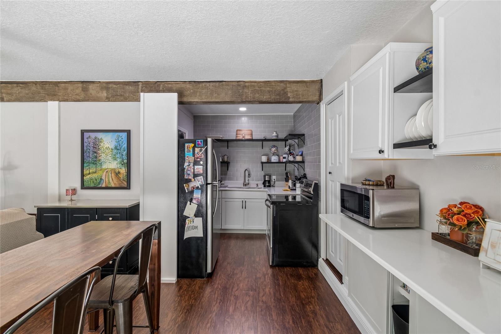 CORNETT WOODS - Residential