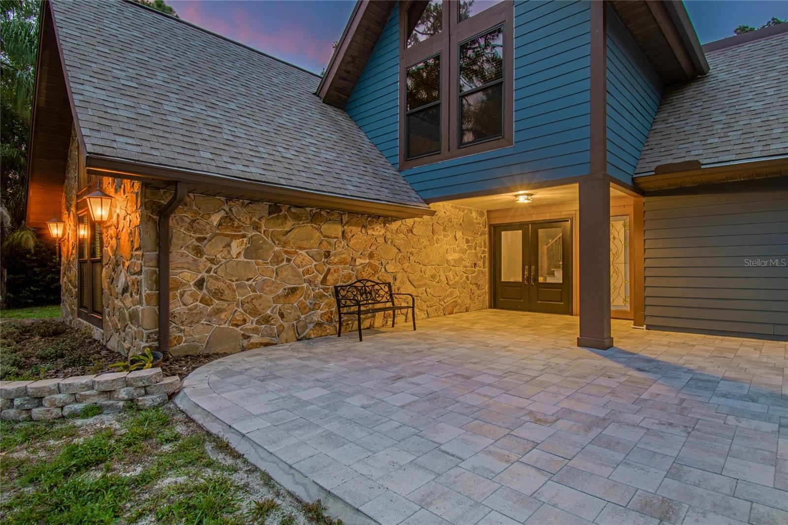 CORNETT WOODS - Residential