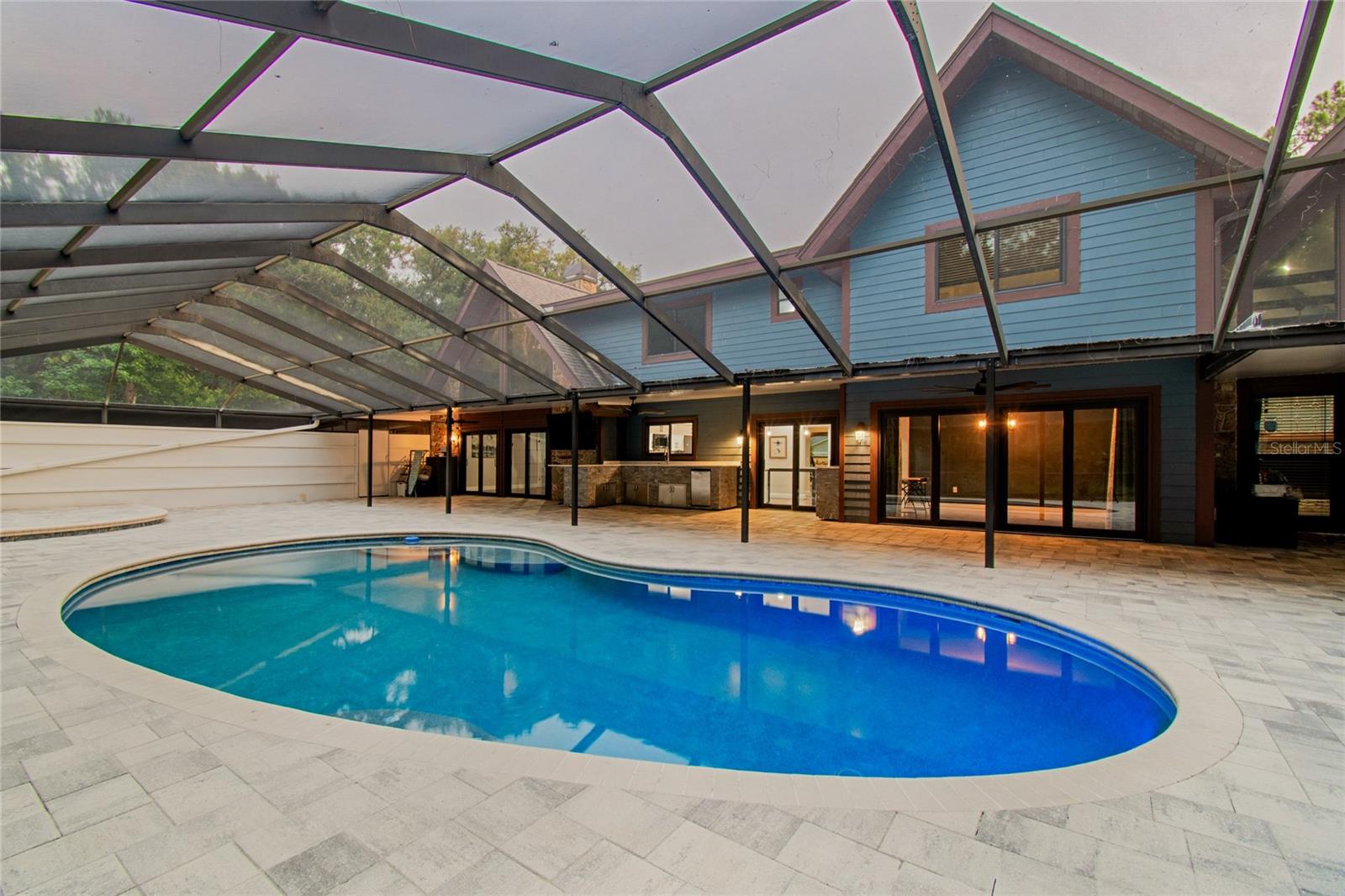 CORNETT WOODS - Residential