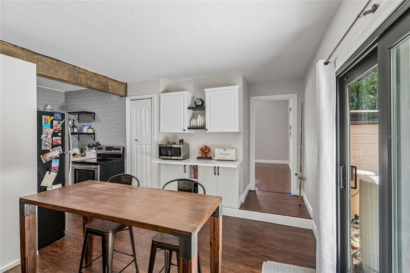 CORNETT WOODS - Residential