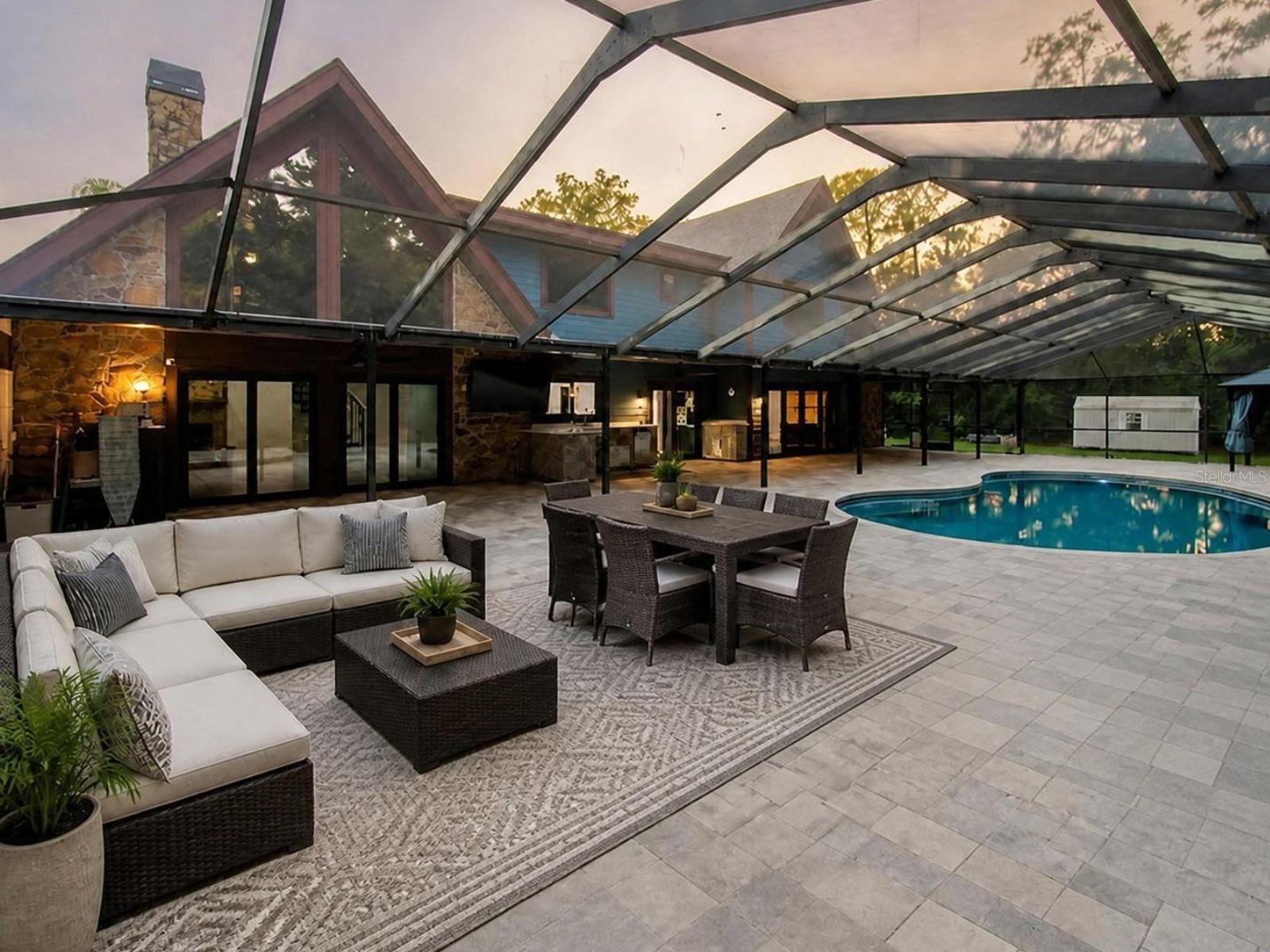 CORNETT WOODS - Residential