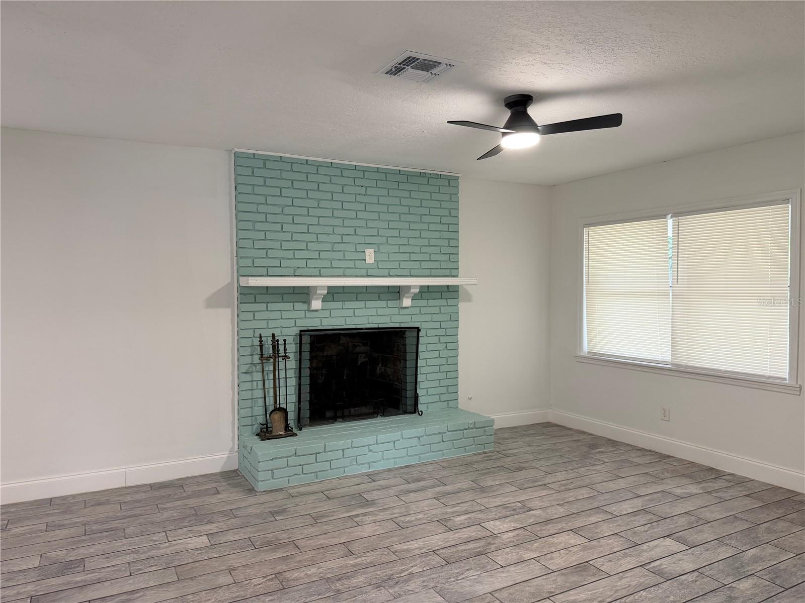 GOLDIE MANOR 1ST ADD - Residential