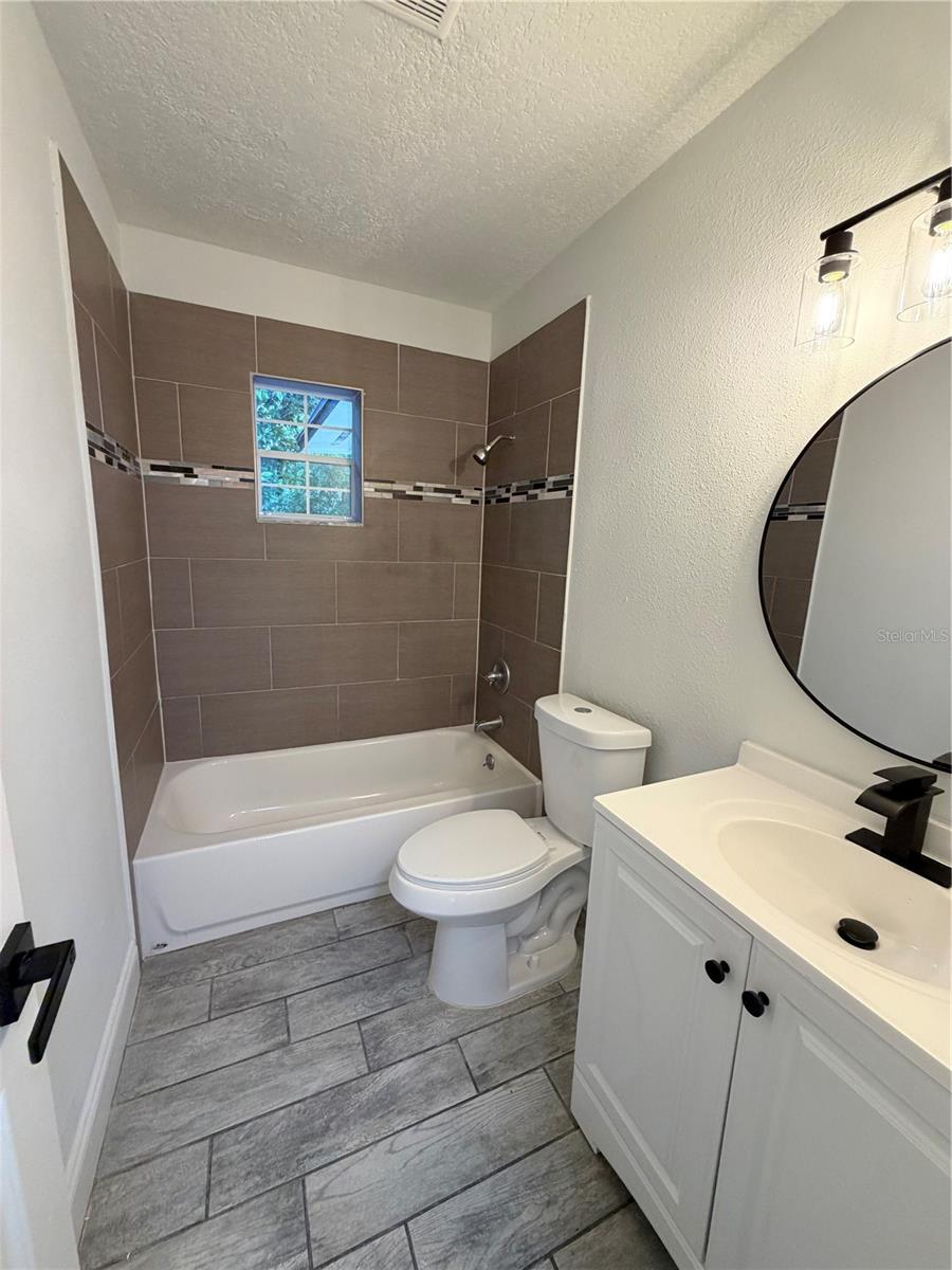 GOLDIE MANOR 1ST ADD - Residential