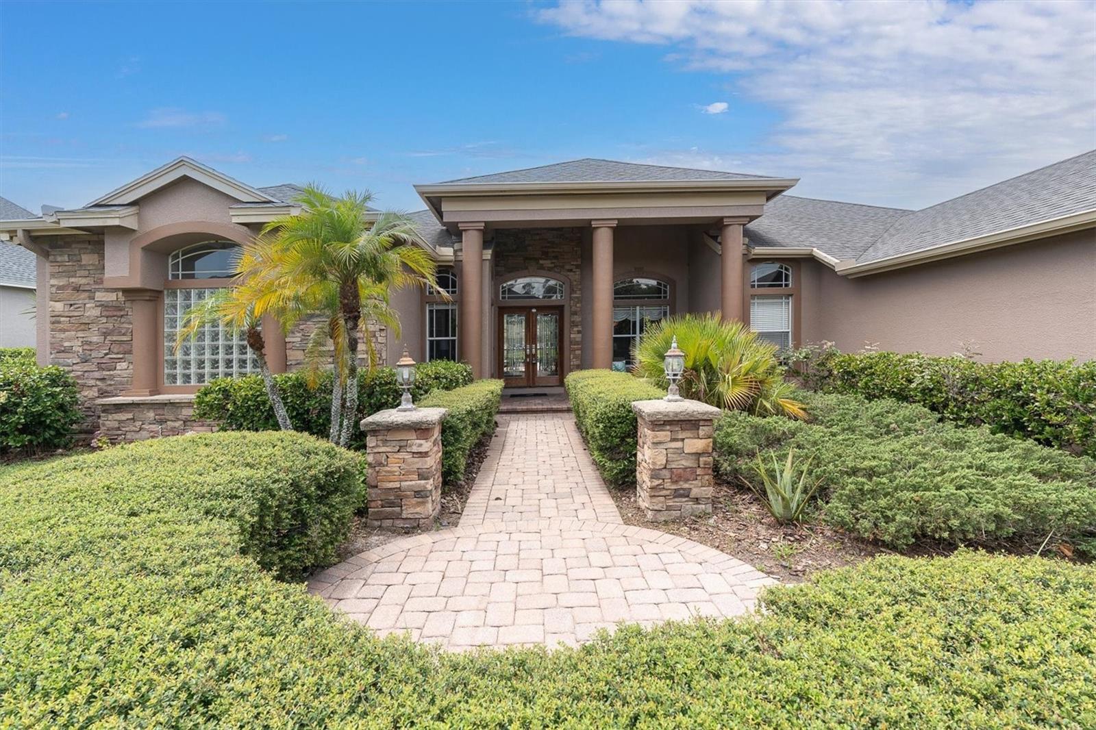 EAGLES COVE AT LAKE TARPON - Residential