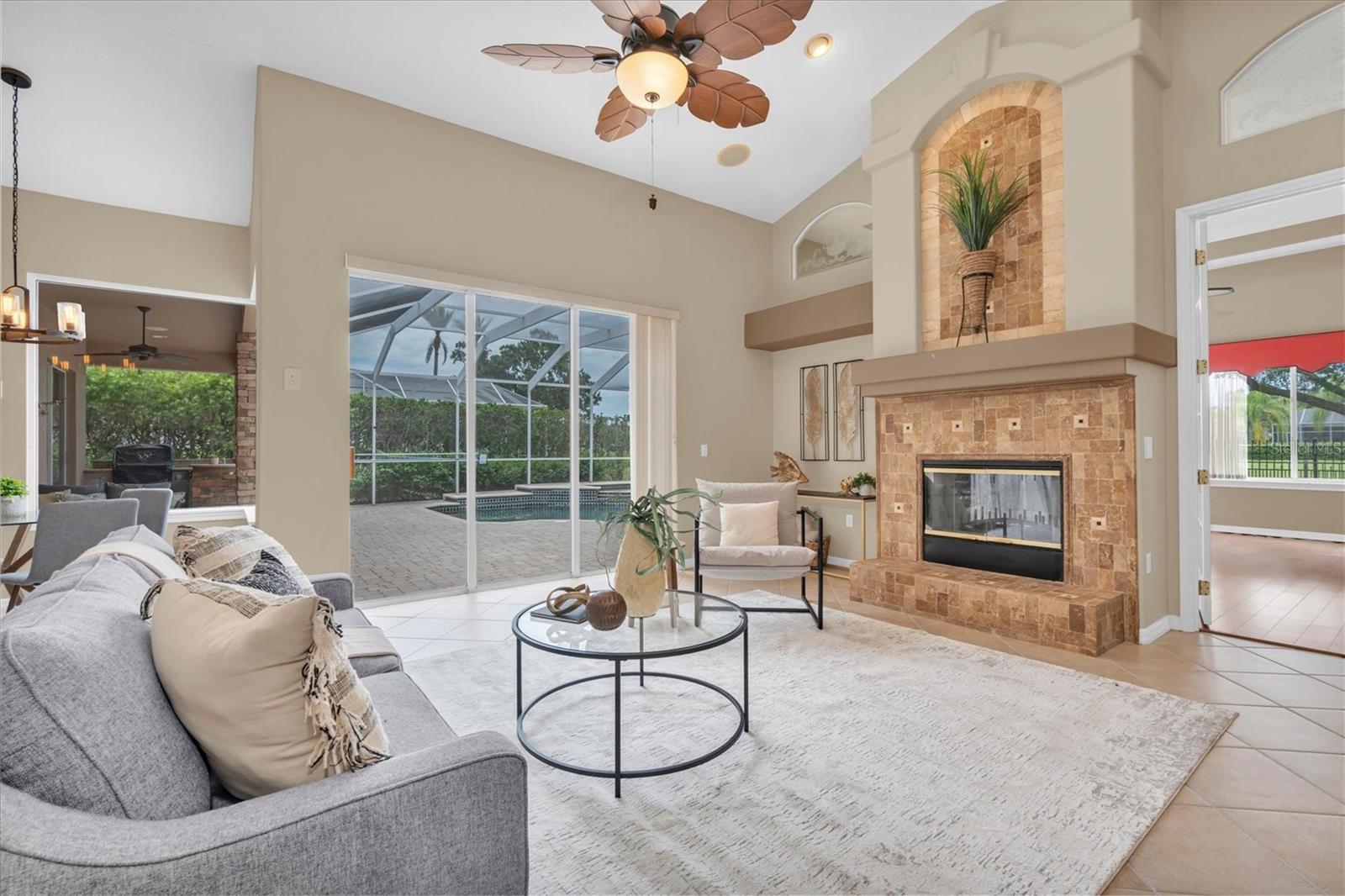 EAGLES COVE AT LAKE TARPON - Residential