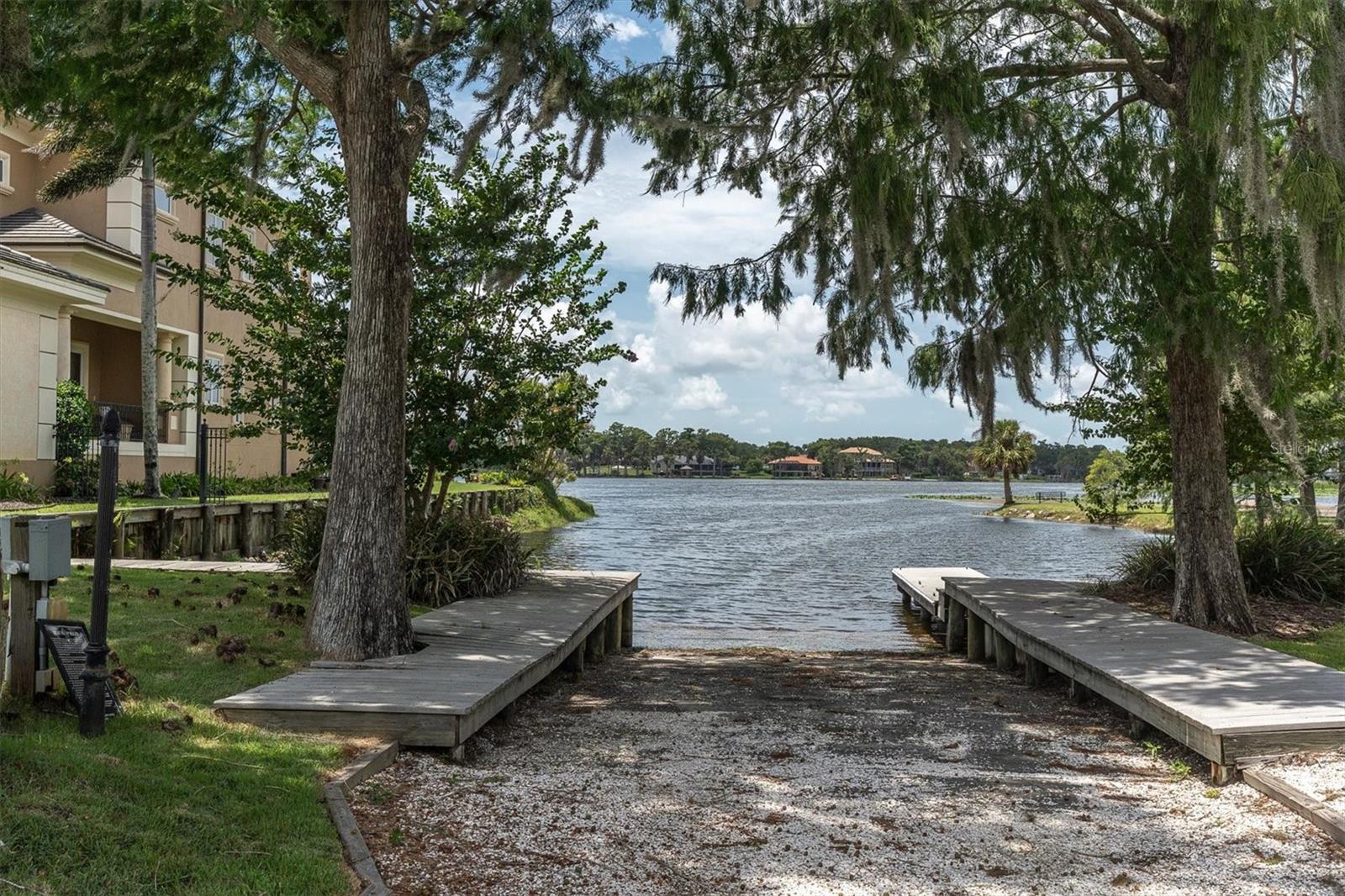 EAGLES COVE AT LAKE TARPON - Residential