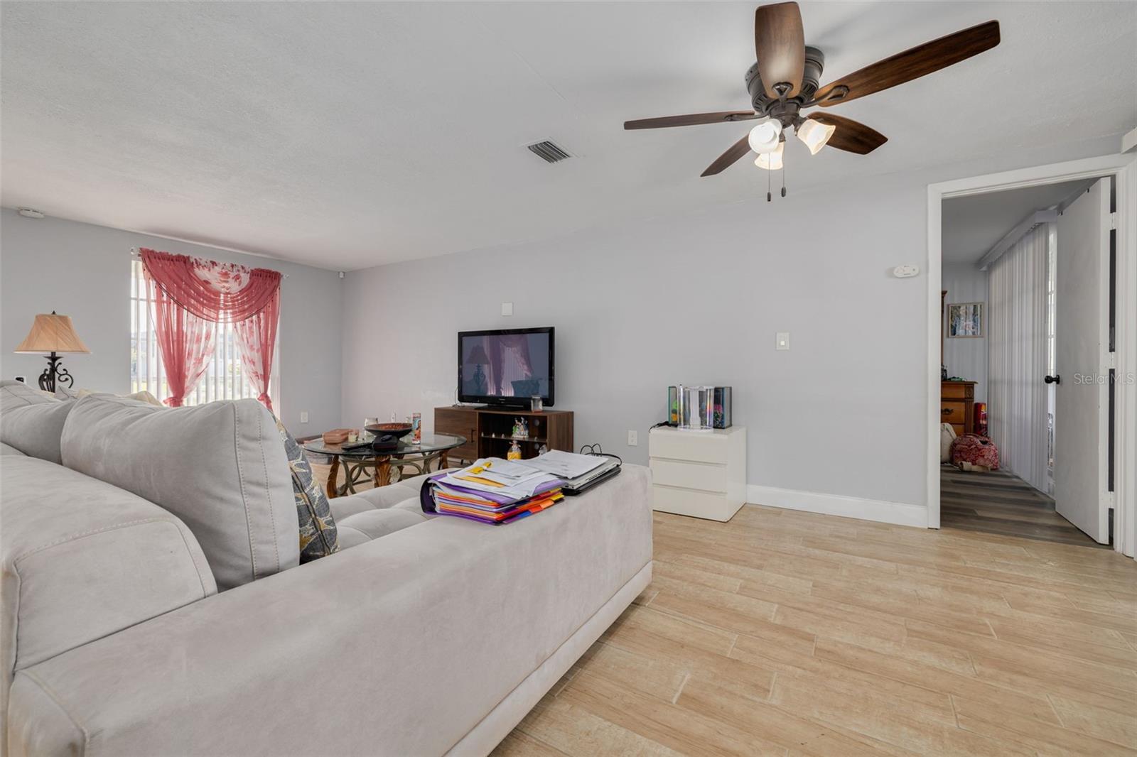 BEACON SQUARE - Residential