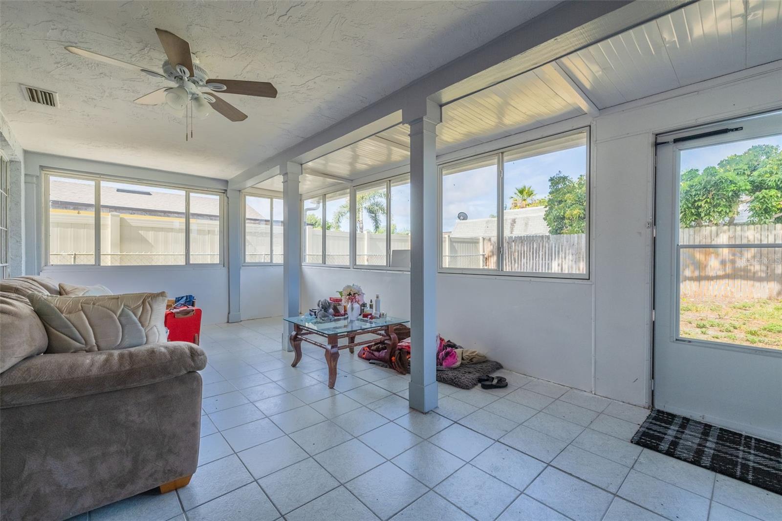 BEACON SQUARE - Residential