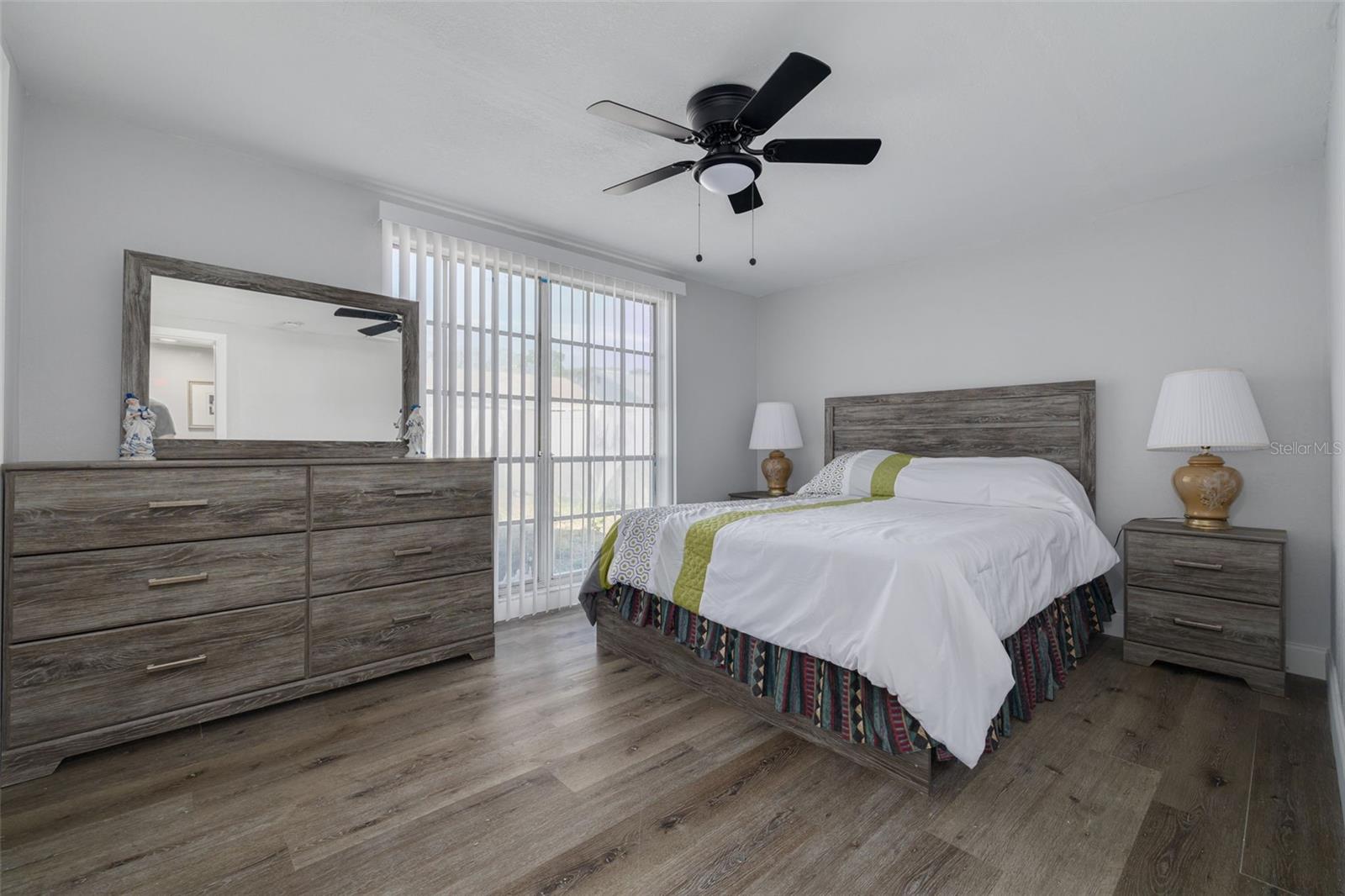 BEACON SQUARE - Residential