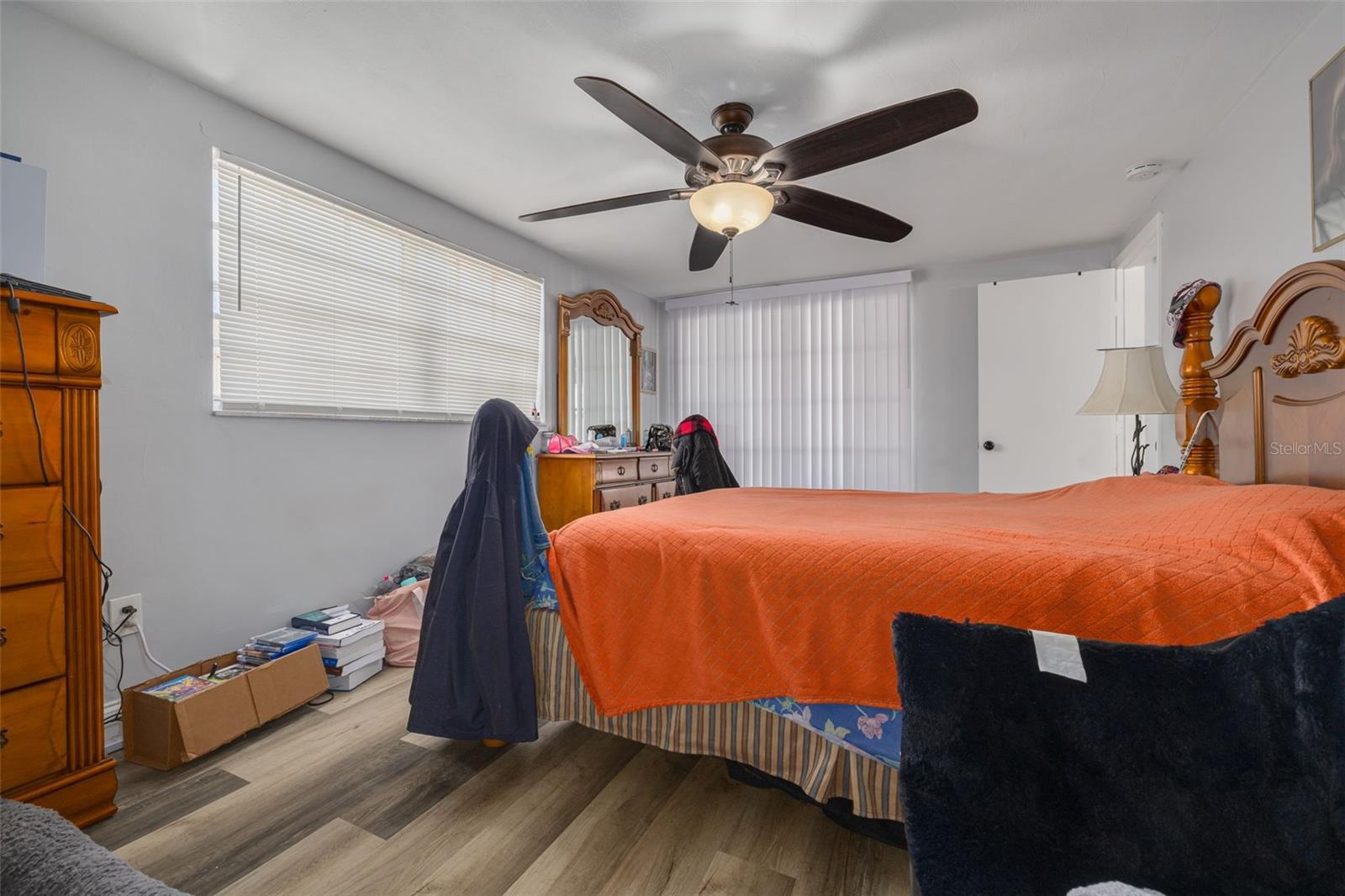BEACON SQUARE - Residential