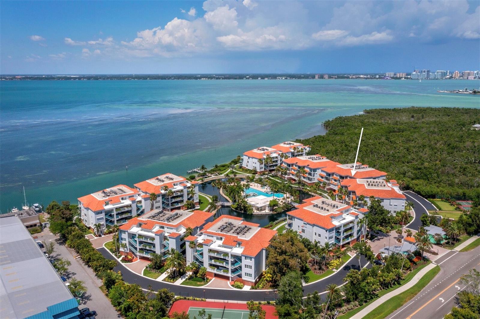 TANGERINE BAY CLUB - Residential