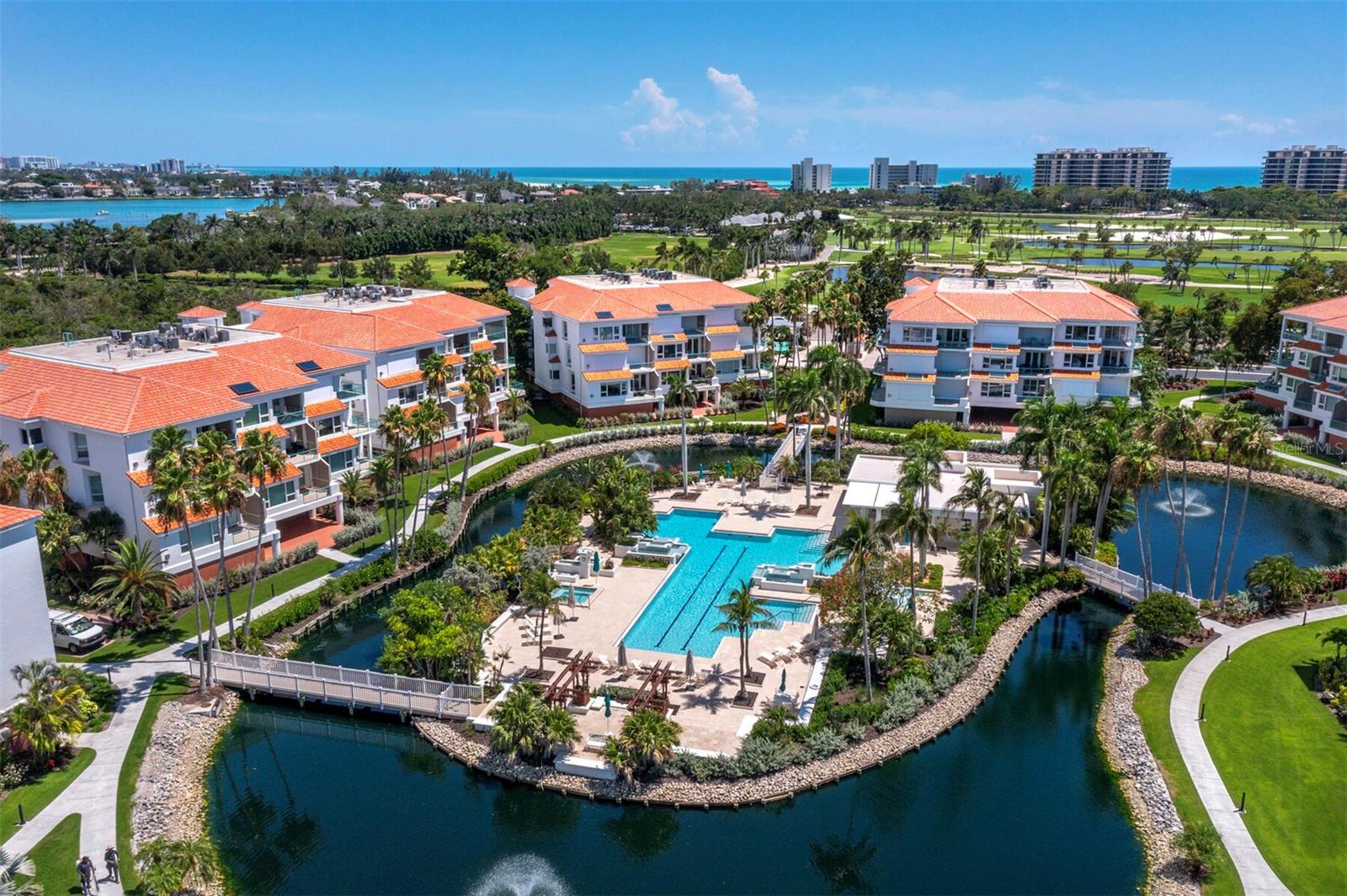 TANGERINE BAY CLUB - Residential