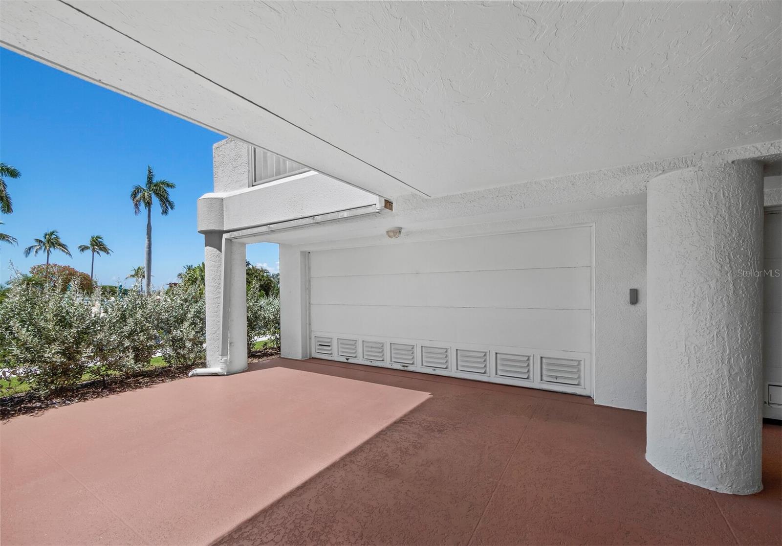 TANGERINE BAY CLUB - Residential