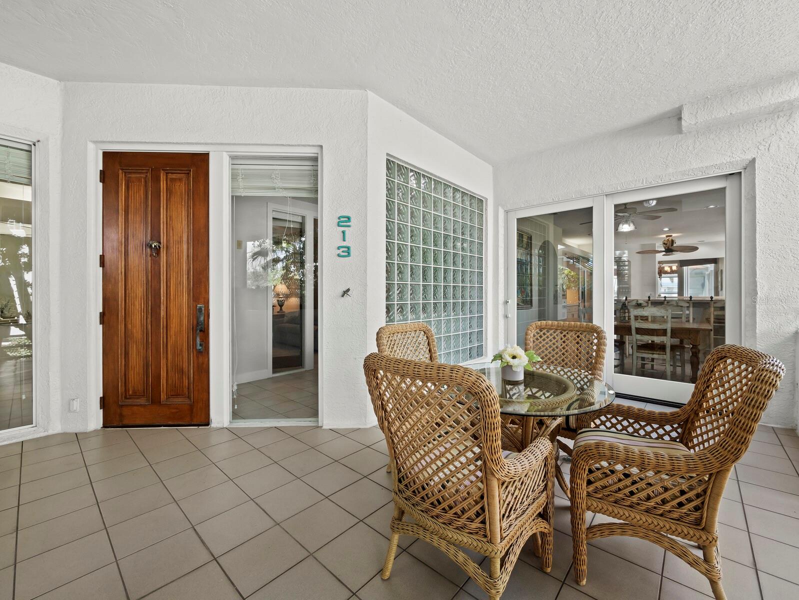 TANGERINE BAY CLUB - Residential