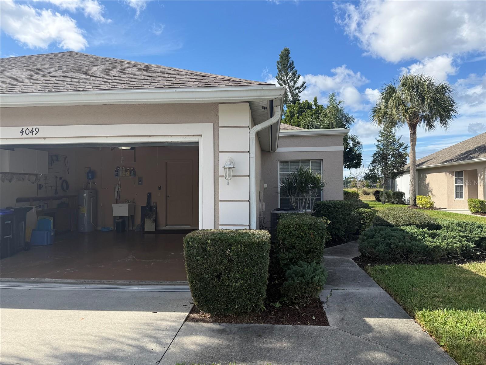 VILLAS OF SABAL TRACE - Residential