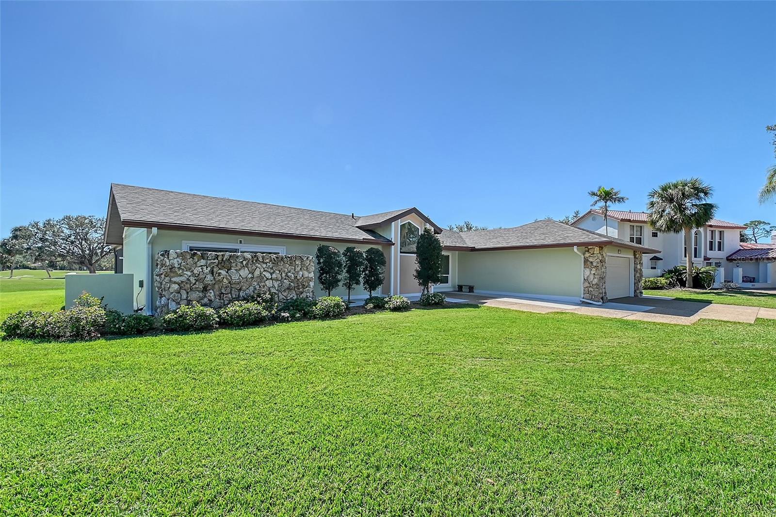 COUNTRY CLUB OF SARASOTA THE - Residential