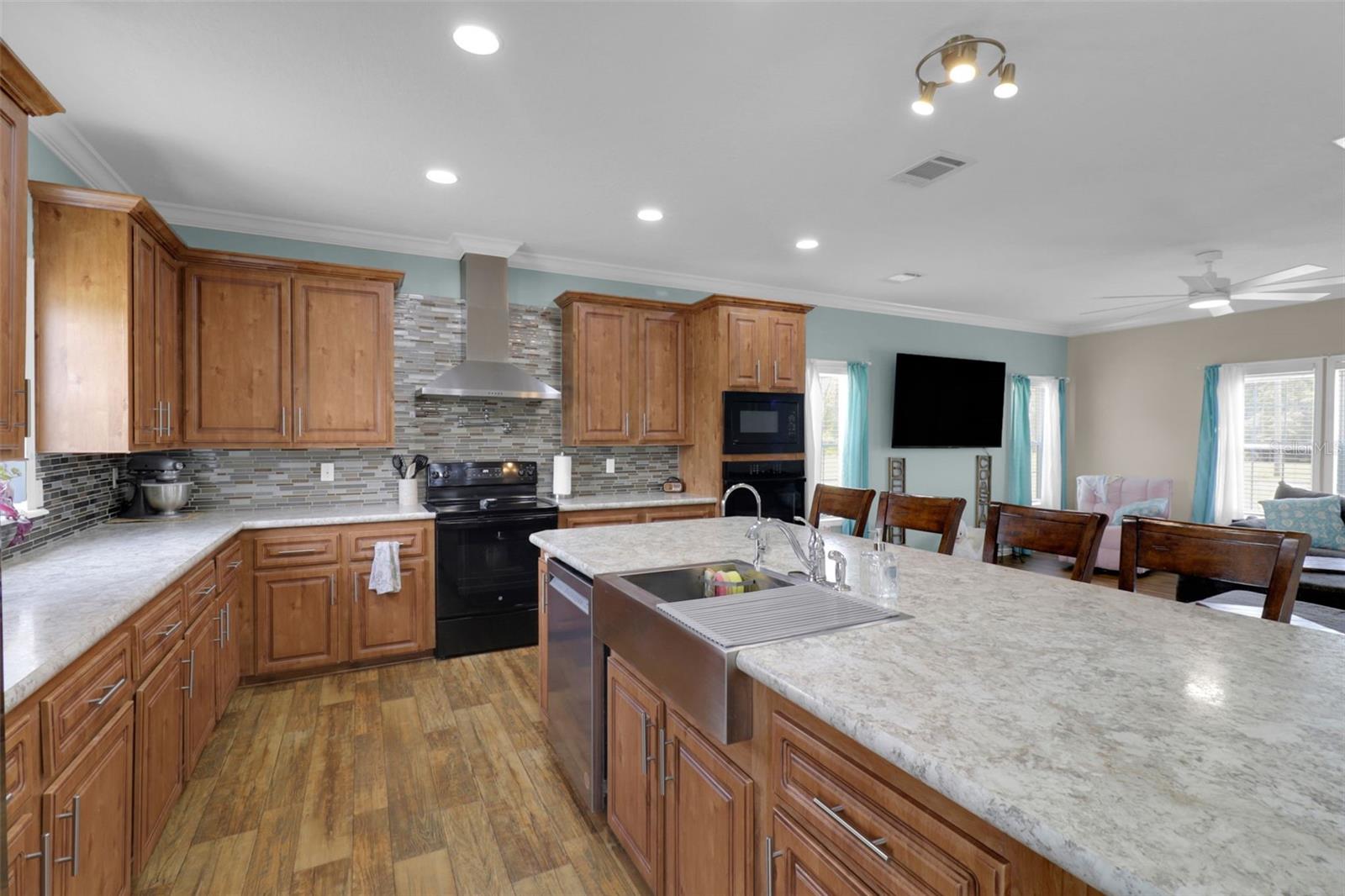HIGHLANDS - Residential