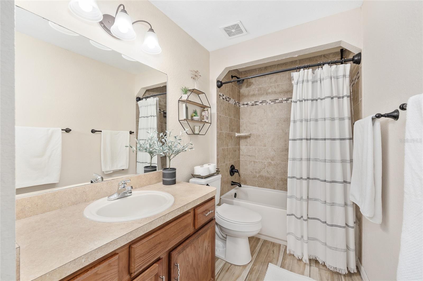 LAKE WEIR HEIGHTS - Residential
