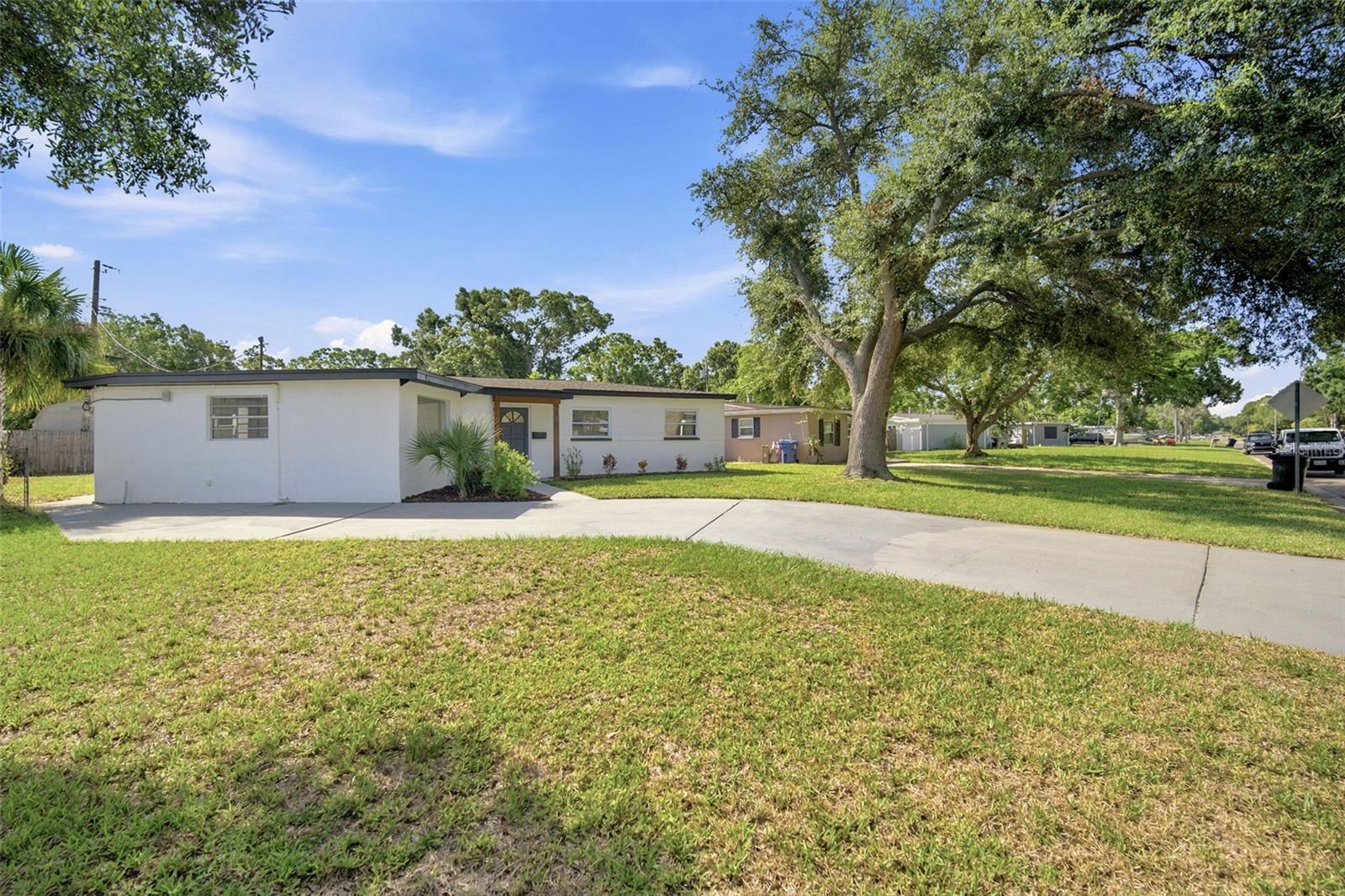 MEADOW LAWN 12TH ADD - Residential