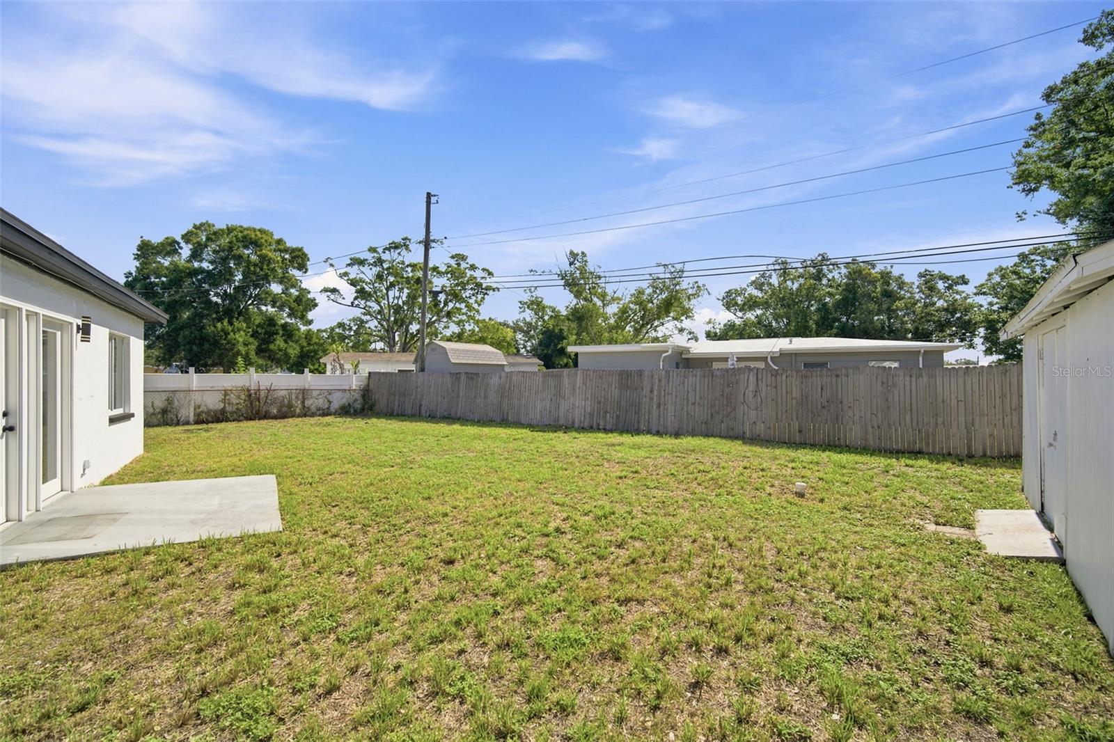 MEADOW LAWN 12TH ADD - Residential