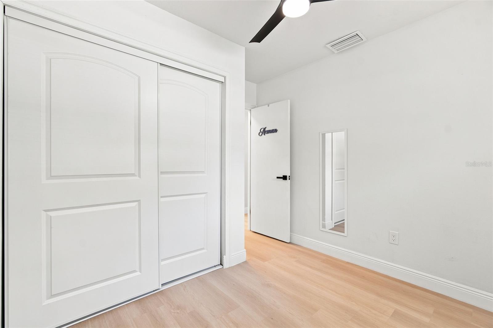 MEADOW LAWN 12TH ADD - Residential