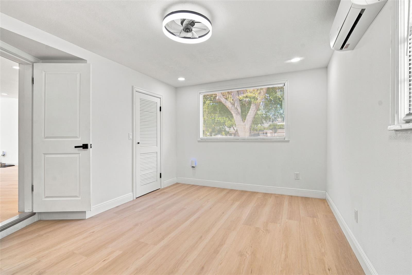 MEADOW LAWN 12TH ADD - Residential