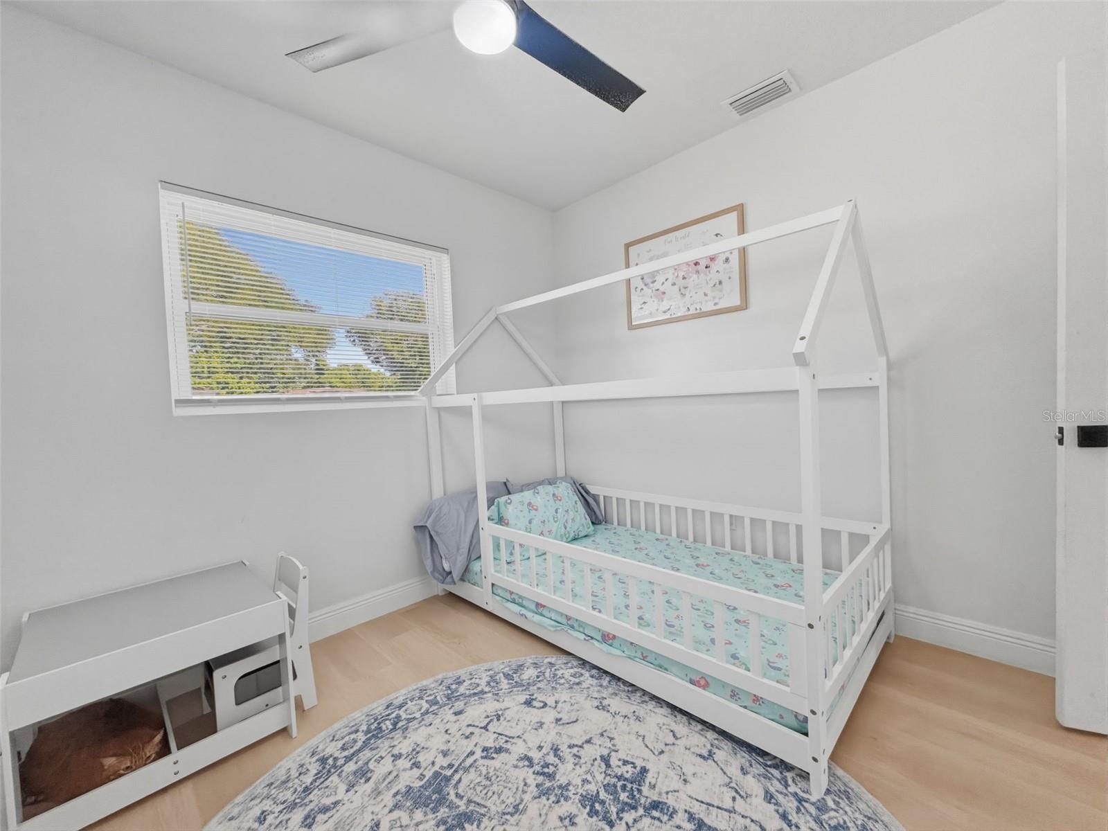 MEADOW LAWN 12TH ADD - Residential