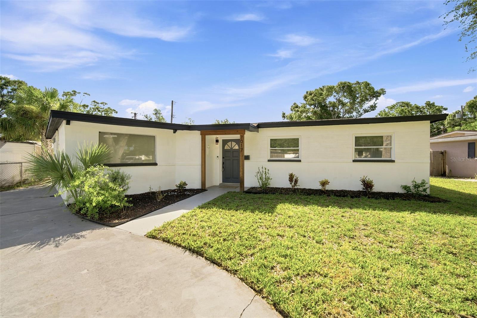 MEADOW LAWN 12TH ADD - Residential